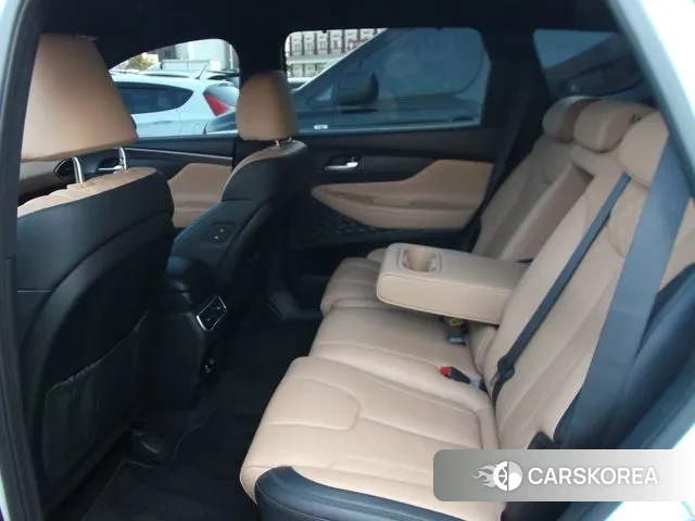 Hyundai The New Santa Fe 2022 Белый из Кореи, фото 6