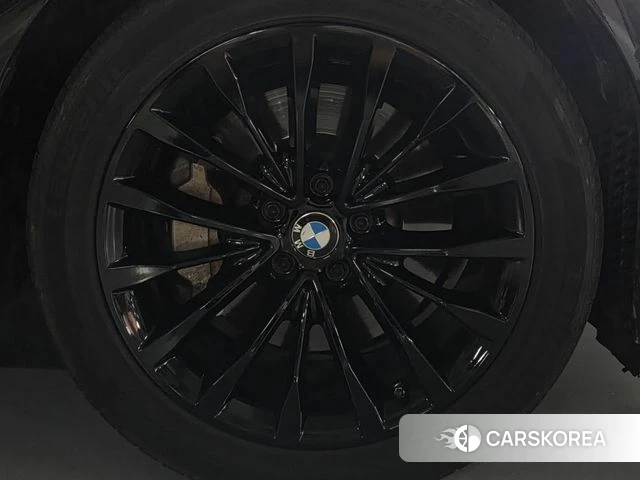 BMW 5 Series (G30) 2019 Черный из Кореи, фото 6