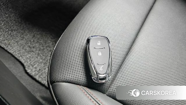 Chevrolet (GM Daewoo) Trax Crossover 2023 Белый из Кореи, фото 6