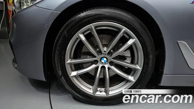 BMW 5 Series (G30) id 2700167 из Кореи 6