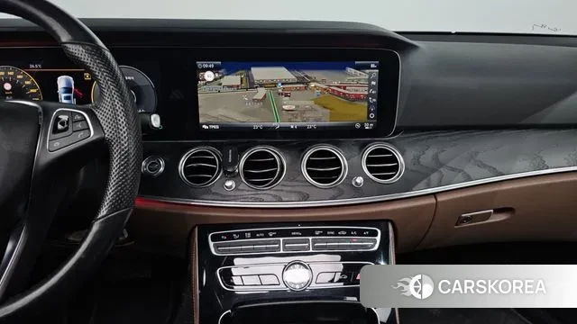 Mercedes-Benz E-Class W213 2018 Черный из Кореи, фото 6