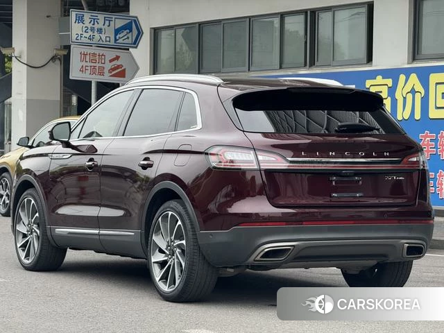 Lincoln Navigator (import) 2020 Красный из Китая, фото 6