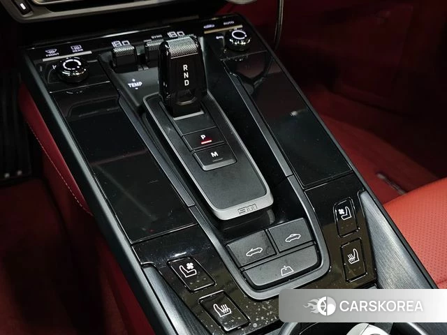 Porsche 911(992) 2022 Серебристо-серый из Кореи, фото 6