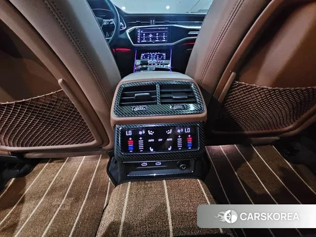 Audi A6 (C8) 2021 Белый из Кореи, фото 6