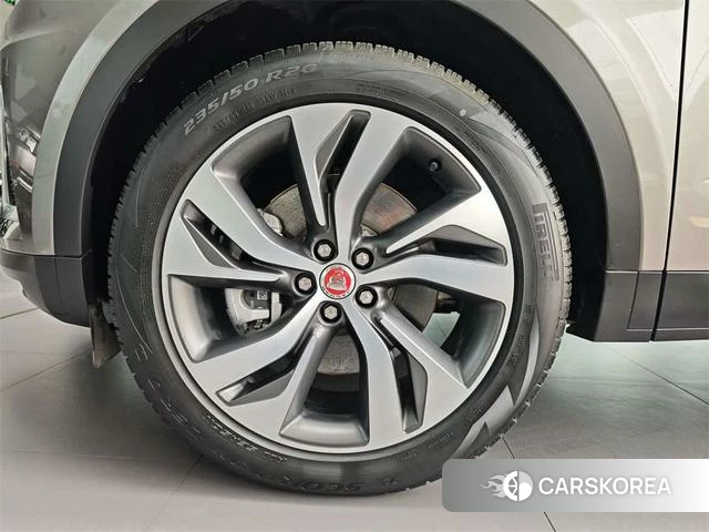 Jaguar E-PACE 2023 Темно-серый из Китая, фото 6
