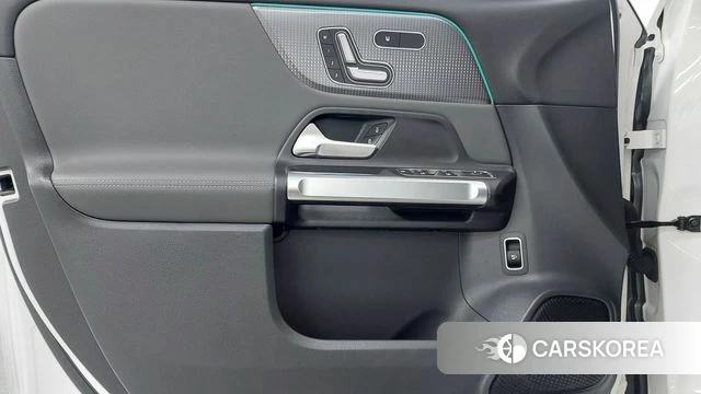 Mercedes-Benz EQB X243 2023 Белый из Кореи, фото 6