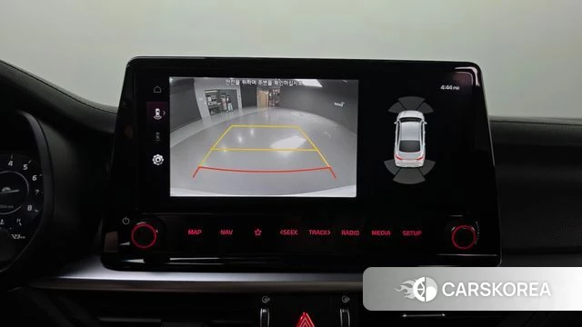 Kia The New K3 2nd generation 2023 Белый из Кореи, фото 6