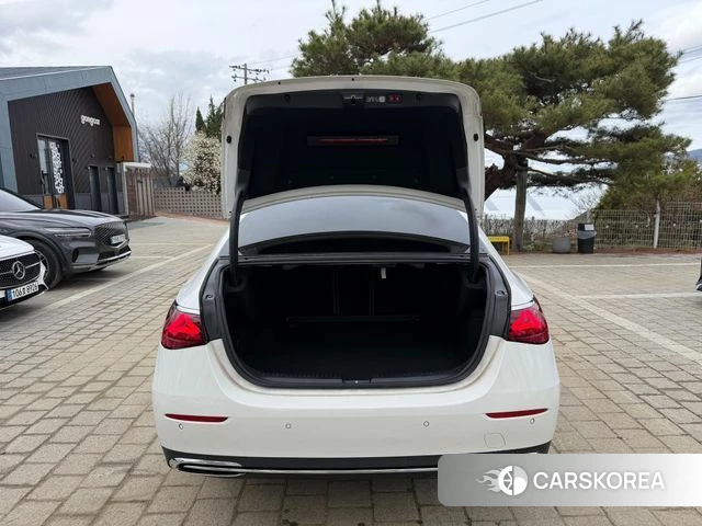 Mercedes-Benz E-Class W214 2024 Белый из Кореи, фото 6