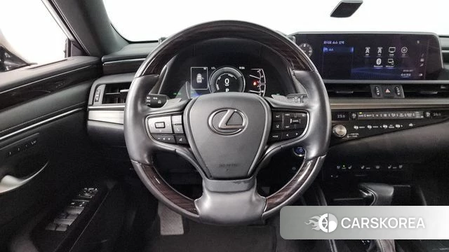 Lexus ES300h 7th generation 2021 Серый из Кореи, фото 6