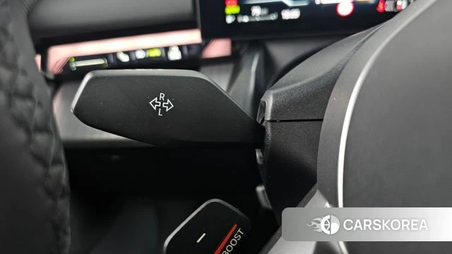 BMW 5 Series (G60) 2025 Черный из Кореи, фото 6