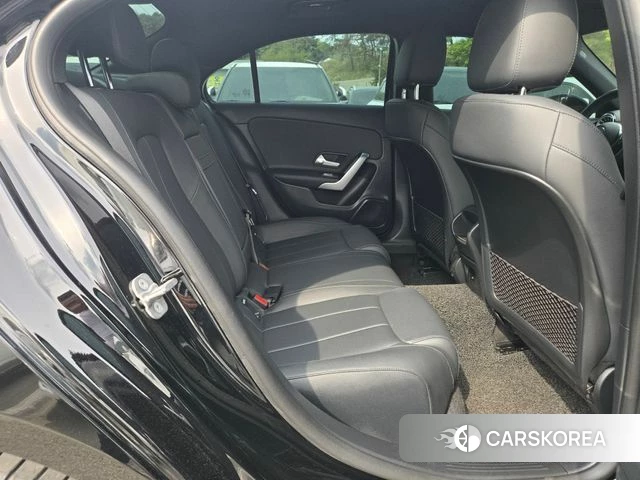 Mercedes-Benz A-Class W177 2024 Черный из Кореи, фото 6