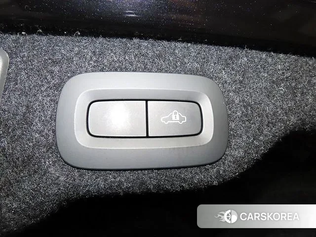 Volvo S60 3rd generation 2020 Черный из Кореи, фото 6