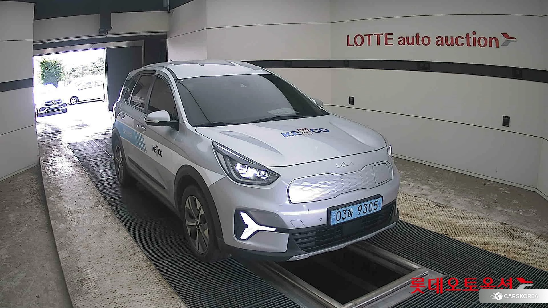 Kia Niro Plus 2023 Sparkling Silver из Кореи, фото 6