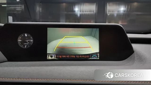 Lexus UX250h 2019 Серый из Кореи, фото 6