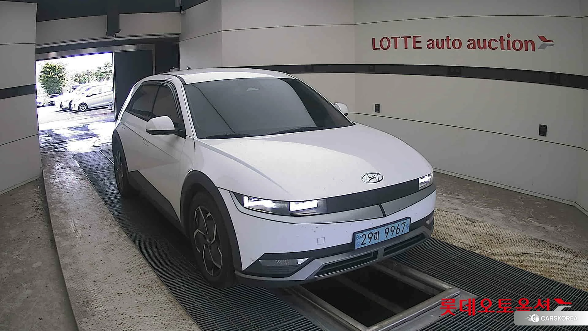 Hyundai IONIQ 5 2022 Atlas White из Кореи, фото 6