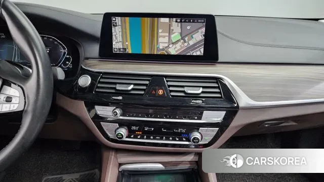 BMW 5 Series (G30) 2020 Синий из Кореи, фото 6