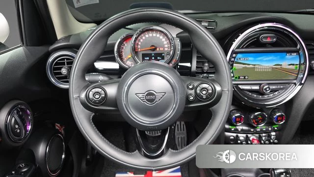 Mini Cooper 2020 Черный из Кореи, фото 6