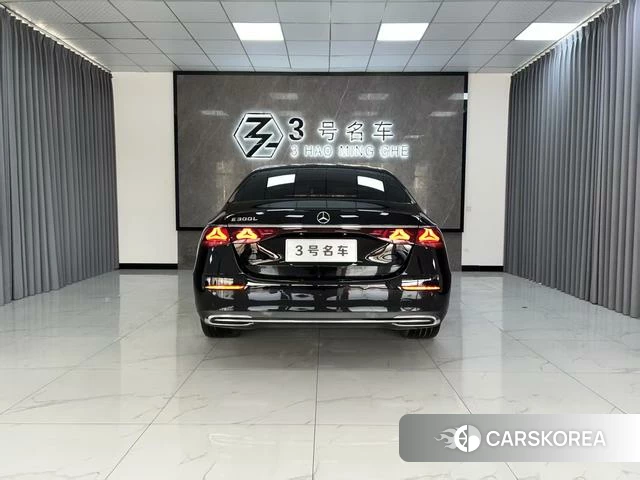 Mercedes-Benz E-class id 3889858 из Китая 6