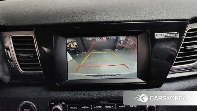 Kia Niro EV 2021 Серебряный из Кореи, фото 6