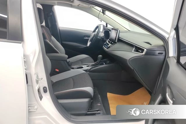 Toyota Corolla 2023 Белый из Китая, фото 6