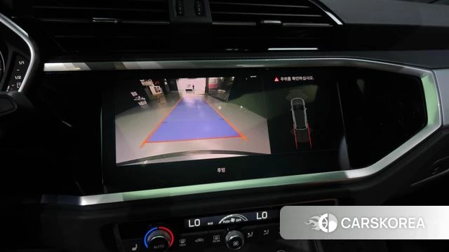 Audi Q3 (F3) 2022 Серый из Кореи, фото 6