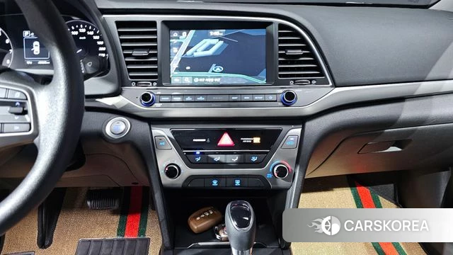 Hyundai Avante AD 2018 Белый из Кореи, фото 6