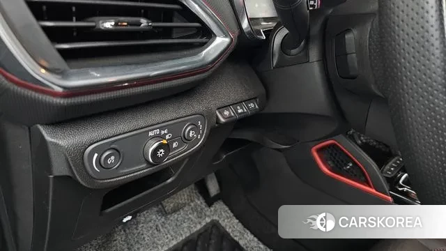 Chevrolet (GM Daewoo) Trailblazer 2023 Черный из Кореи, фото 6