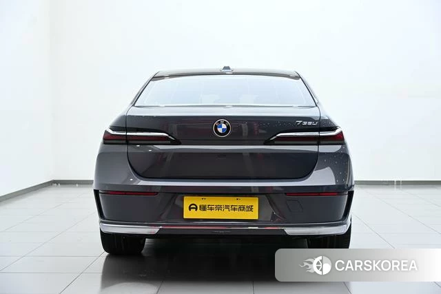 BMW 7 series 2025 Темно-серый из Китая, фото 6