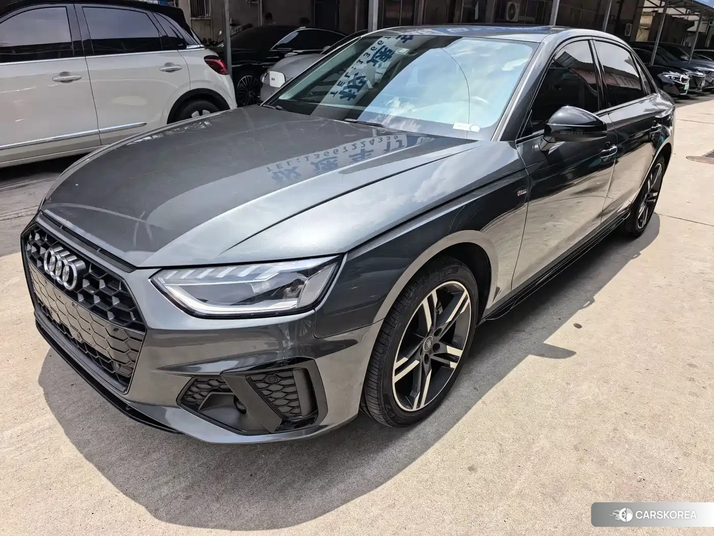 Audi A4L 2022 Silver/gray из Китая, фото 6