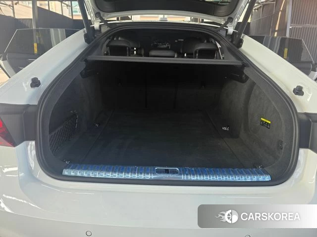 Audi A7 (4K) 2021 Белый из Кореи, фото 6