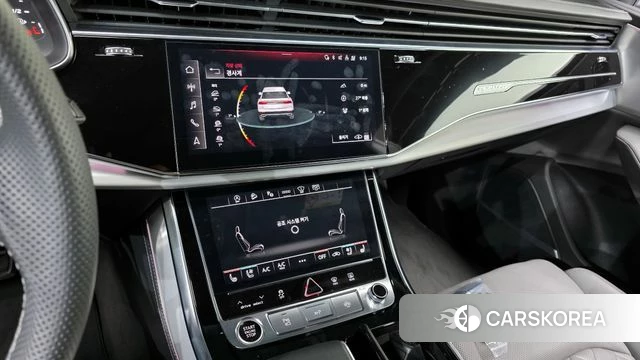 Audi Q8 (4M) 2023 Черный из Кореи, фото 6