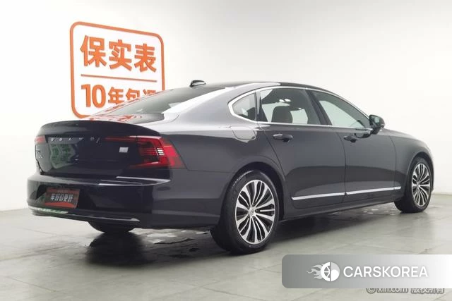 Volvo S90 PHEV 2023 Черный из Китая, фото 6