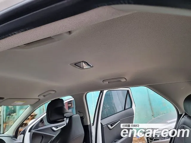 Kia Di Ol Nu Niro 2022 Белый из Кореи, фото 6