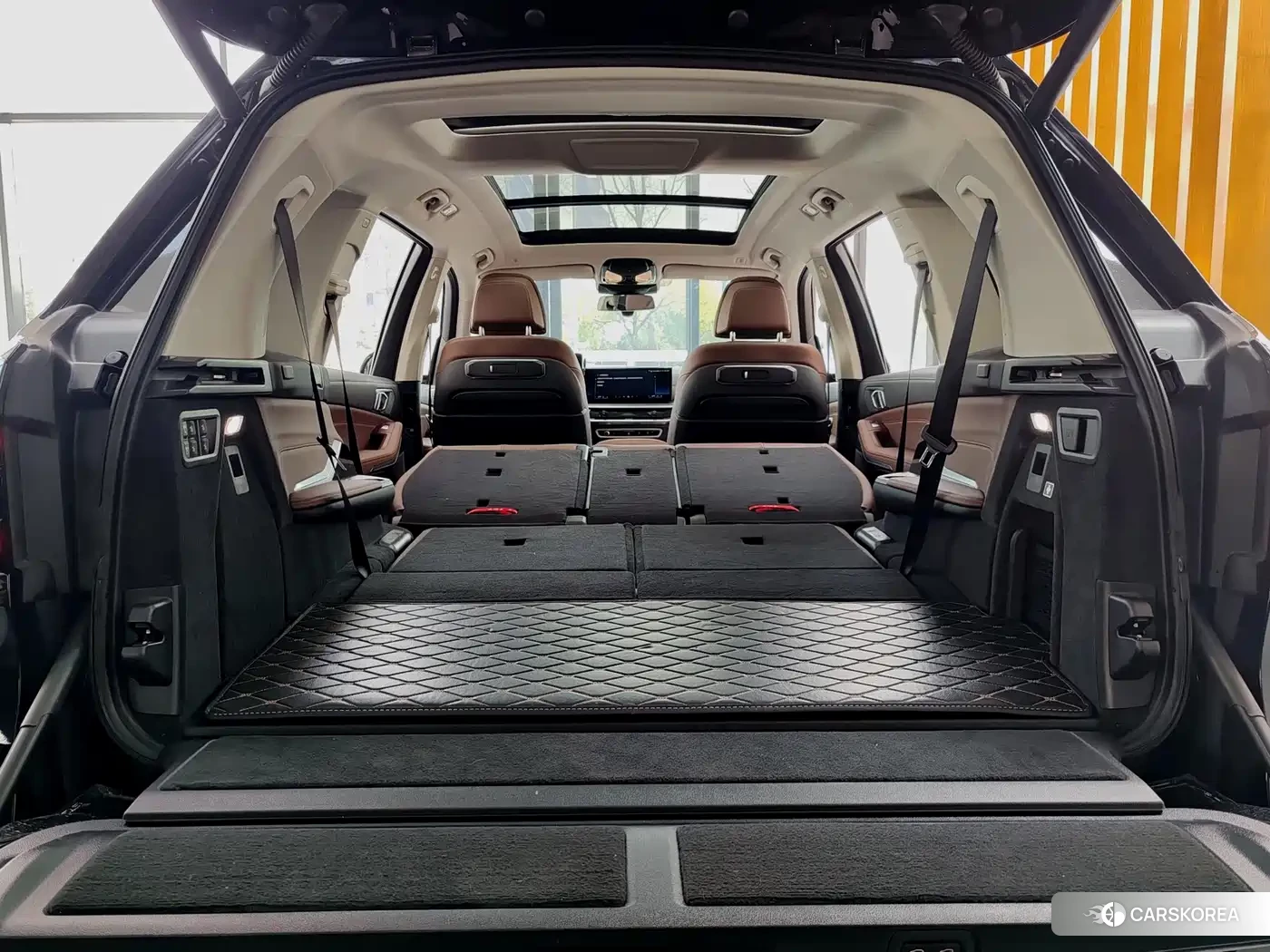 BMW X7 2024 Черный из Китая, фото 6