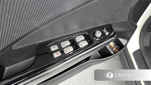 Ssangyong Tivoli Armor 2018 Белый из Кореи, фото 6