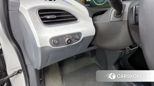 Chevrolet (GM Daewoo) Bolt EV 2019 Белый из Кореи, фото 6