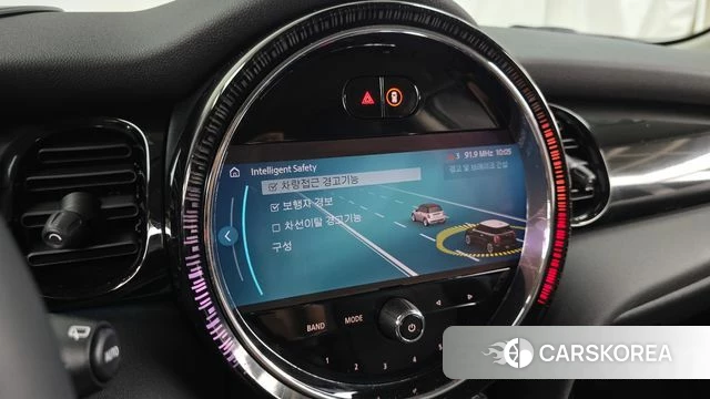 Mini Cooper 2022 Красный из Кореи, фото 6