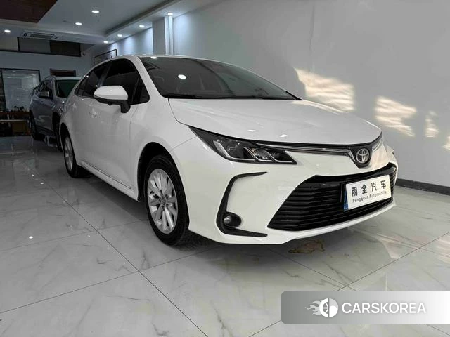 Toyota Corolla 2022 Белый из Китая, фото 6