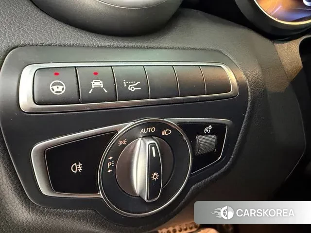 Mercedes-Benz C-Class W205 2021 Черный из Кореи, фото 6