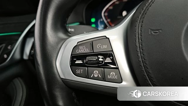 BMW 5 Series (G30) 2023 Черный из Кореи, фото 6