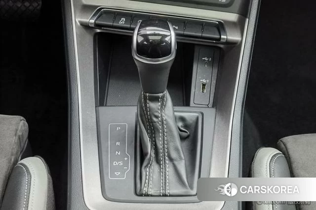 Audi Q3 2021 Синий из Китая, фото 6
