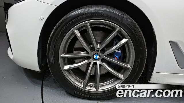 BMW 5 Series (G30) 2018 Белый из Кореи, фото 6