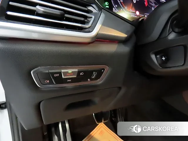 BMW X6 (G06) 2023 Белый из Кореи, фото 6