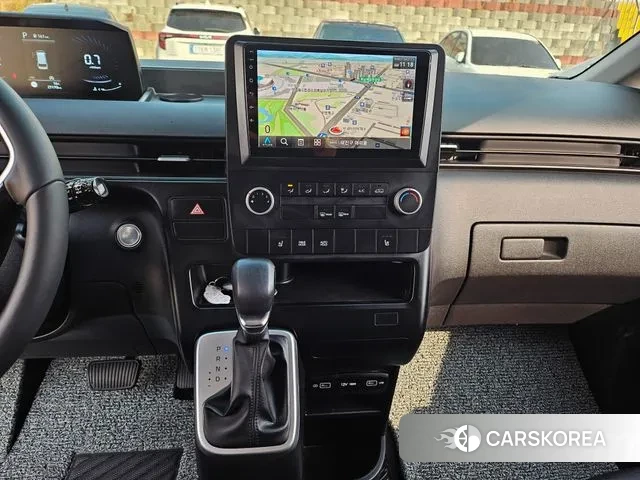 Hyundai Staria 2021 Серебряный из Кореи, фото 6