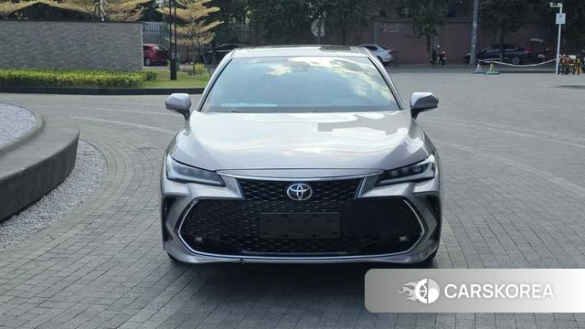 Toyota Asian dragon 2023 Серебристо-серый из Китая, фото 6