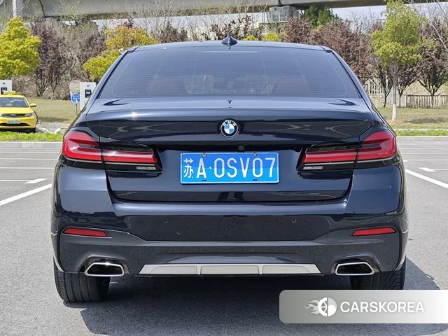 BMW 5 series 2022 Черный из Китая, фото 6