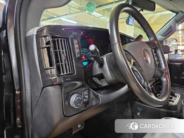 GMC Savana 2020 Черный из Кореи, фото 6