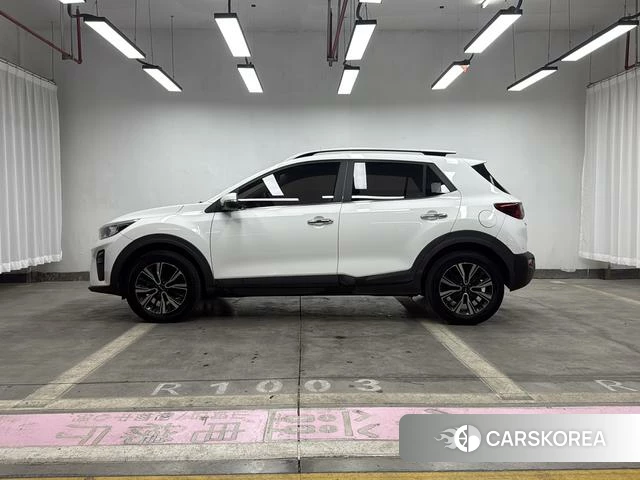 Kia Yi Ran 2021 Белый из Китая, фото 6