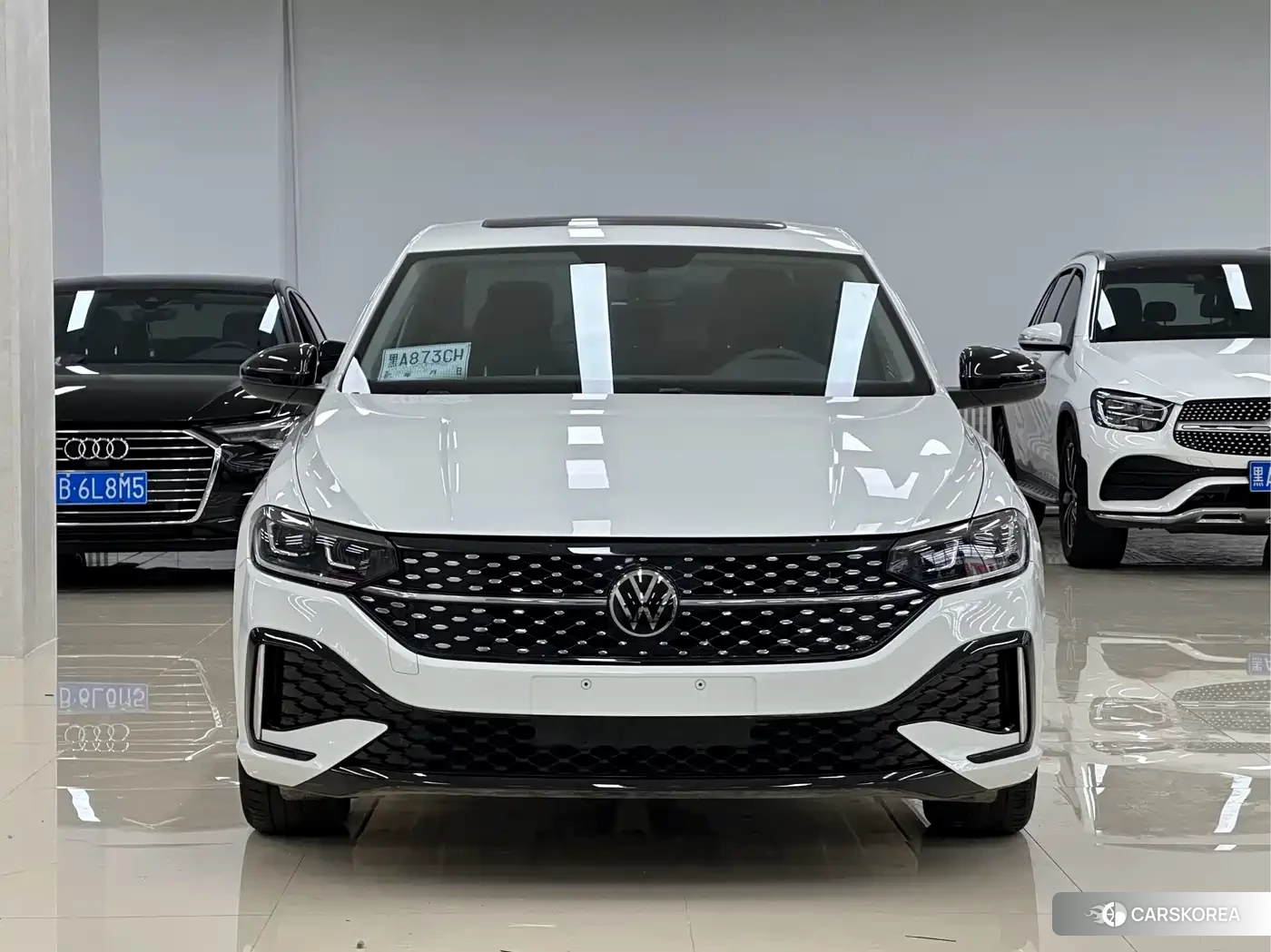 Volkswagen Lavida 2023 Белый из Китая, фото 6