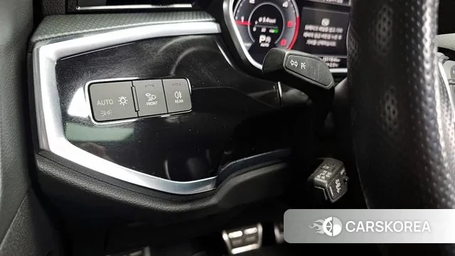 Audi Q3 (F3) 2020 Белый из Кореи, фото 6